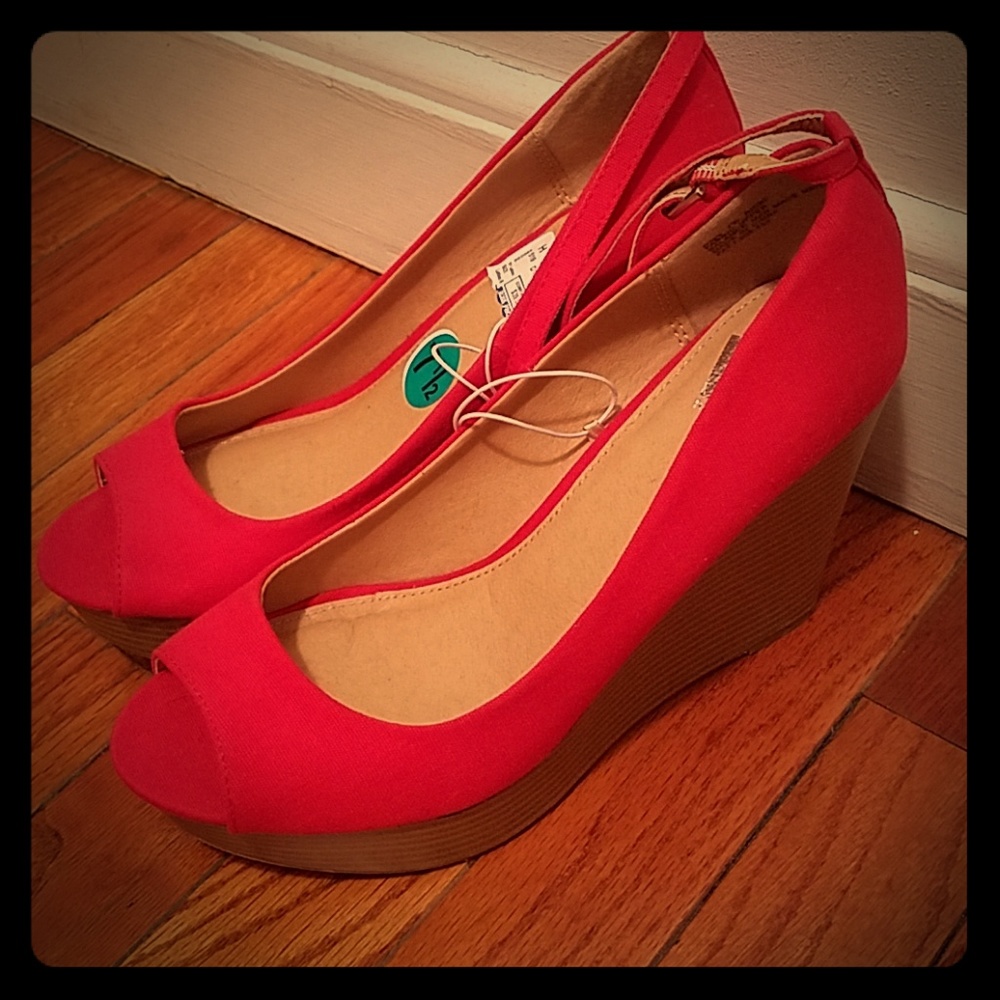 Report Wedges